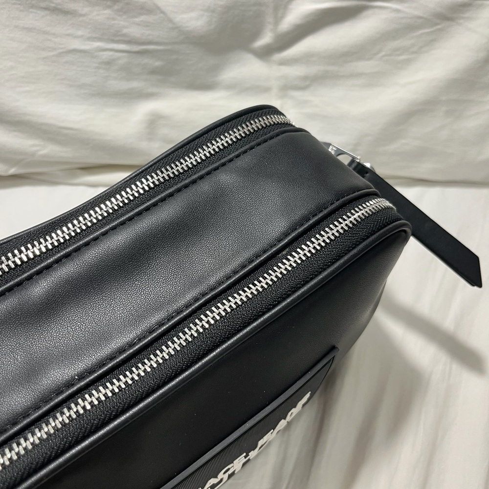 Versace Jeans Couture Camera Bag - Picture 2 of 8